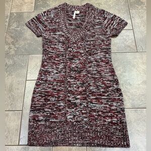 💰Make an offer, bundle and save💰 Multicolor Knit Short Sleeve Sweater Dress